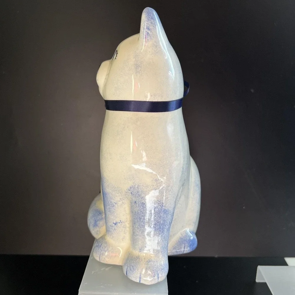 Vintage Ceramic Blue Ribbon White Cat Blue Eyes Sitting 9 1/2